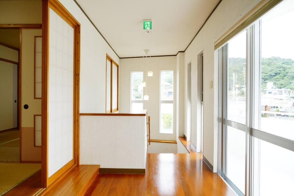 【駐車場4台！】都会の喧騒から離れ大自然に囲まれた豪邸～大石林山への観光にも最適～ 別墅 Kunigami